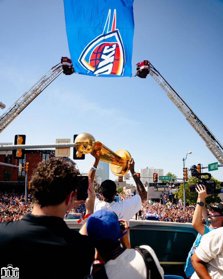 很快乐, 粉丝和铁杆