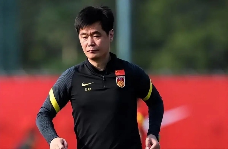 早期阶段, 新帅人选仍 早期阶段, 新帅人选仍