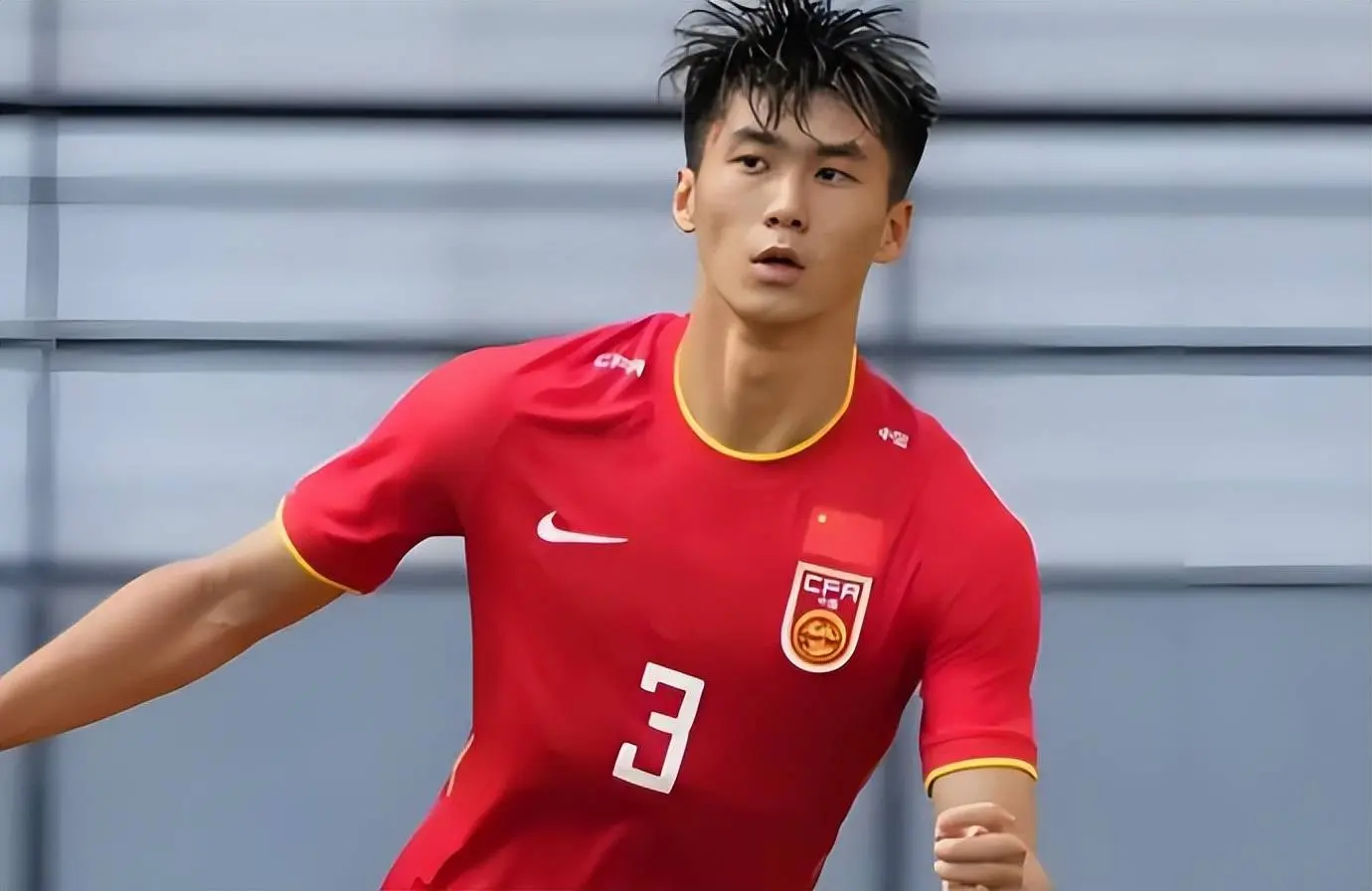 塞尔吉尼奥, div, div